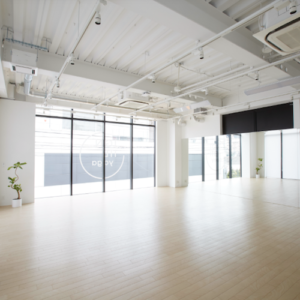 IGNITE YOGA studio h（明治神宮前）